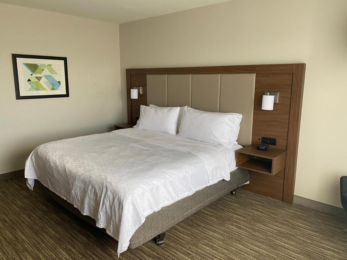 Holiday Inn Express & Suites Albuquerque Historic Old Town By Ihg Экстерьер фото